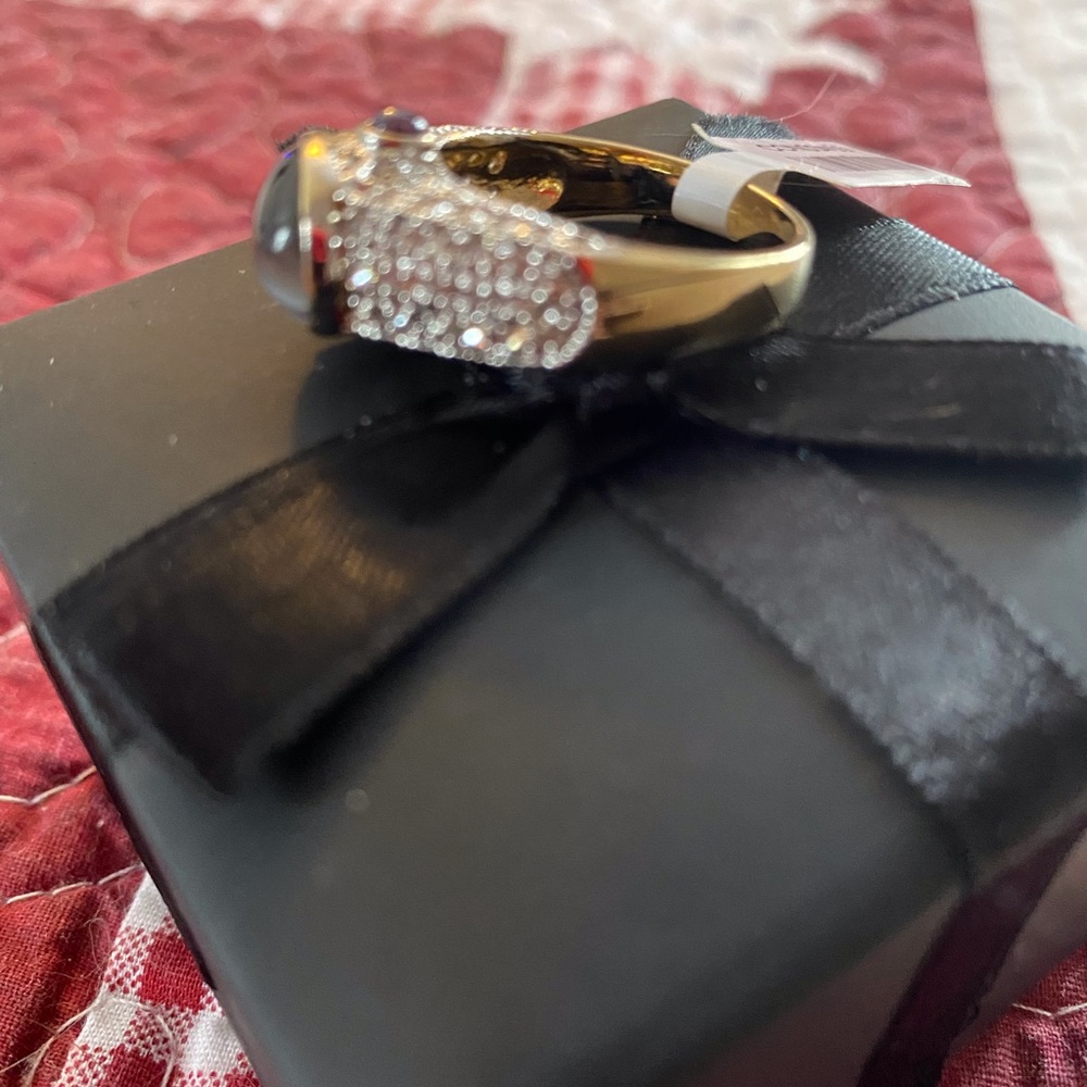 Woman’s ring - Picture 3 of 5